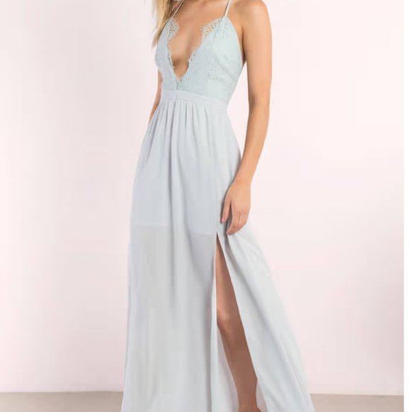 Tobi Opposites Attract Dress in Light Blue - Picture 1 of 5